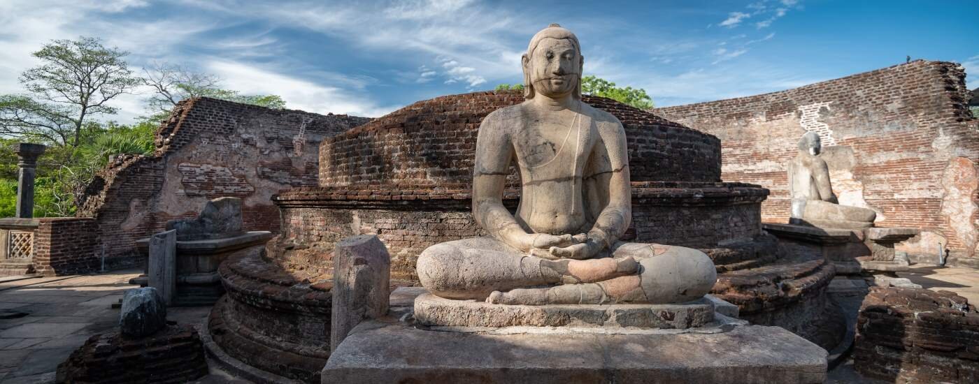 Discover Polonnaruwa